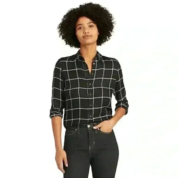 Banana Republic Women's Navy & Cream Rayon Dillon Classic Fit Button Down Shirt - Picture 1 of 11